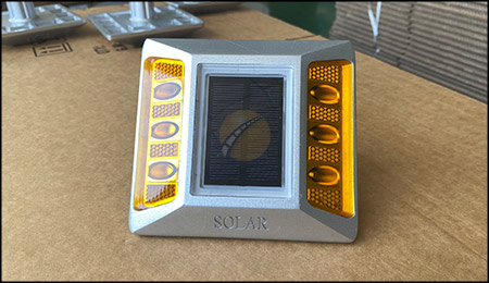 solarroadstud