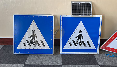 The Vital Role of Solar Traffic Signs in Traffic Management