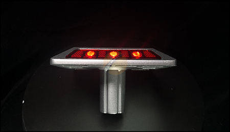 solar-road-stud-with-reflectors