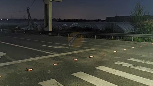 solar-road-studs-in-developing-countries