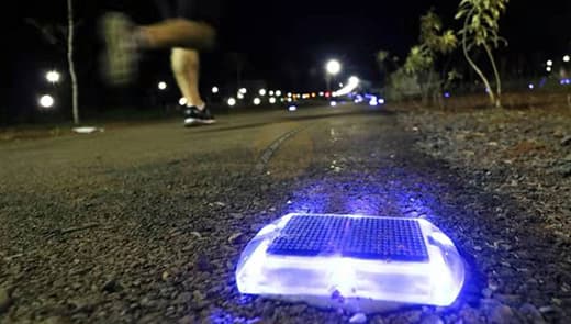 plastic-road-studs-for-marking