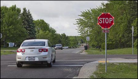 flashing-stop-sign