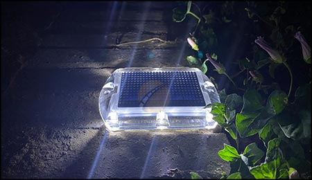 plastic solar road stud light