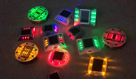 solar road stud marker