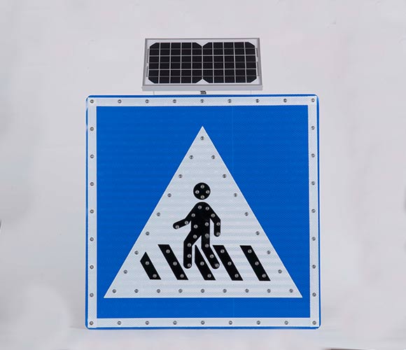 Solar Powered Crosswalk Sign