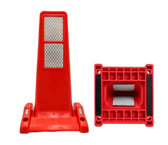 traffic separator device