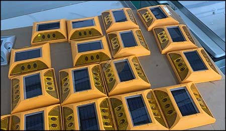 solar-road-stud-price