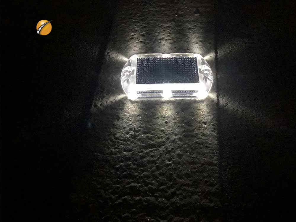 Customize LED road stud light price