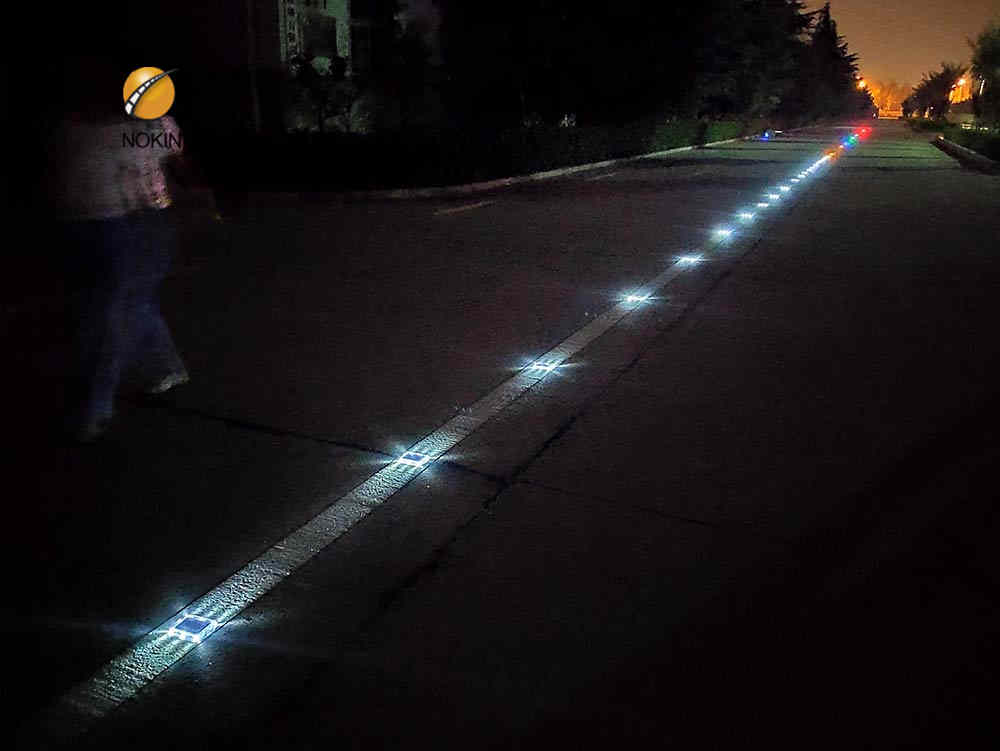 New LED road stud light for sale