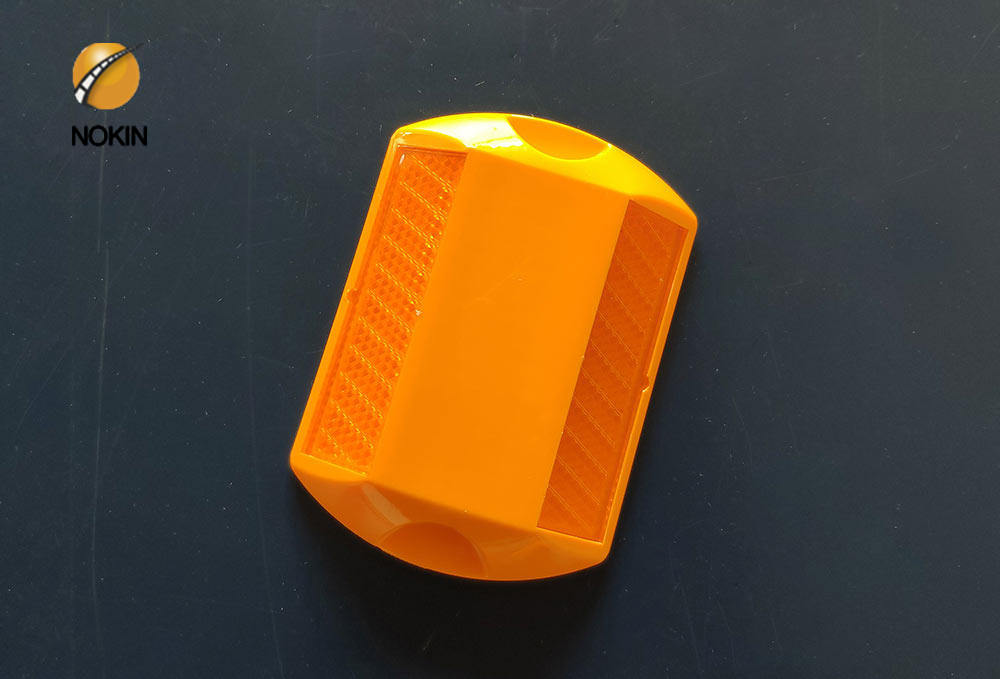 amber PC road stud factory