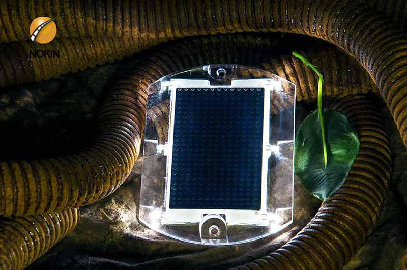 white ABS solar road stud supplier