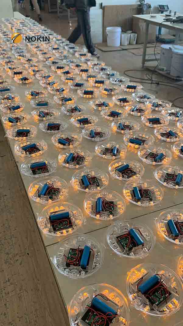 Plastic Solar Deck Light For City Road