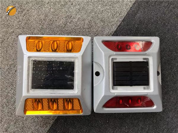 Aluminum Road Stud Light Rate