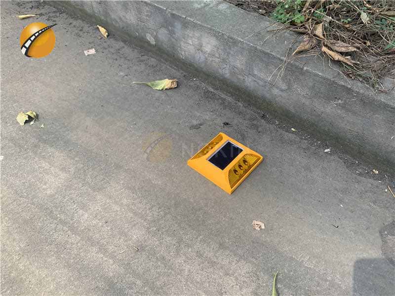Plastic Solar Deck Light For Freeway