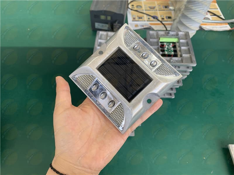Square Solar Road Stud For Sale Freeway