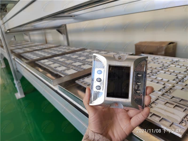 Solar Road Stud Ce Rate