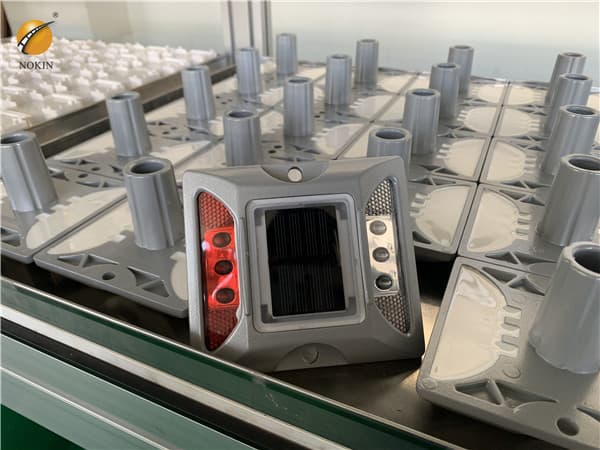 Hot Sale Road Stud Light Cost