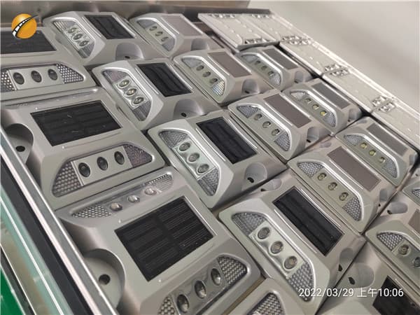 Square Solar Road Stud Supplier