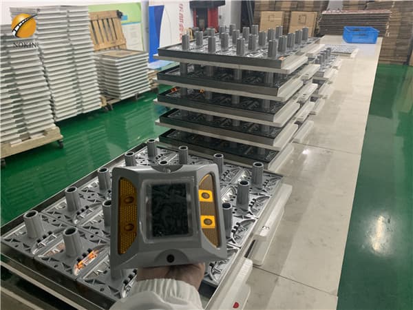 Square Solar Stud Wholesale