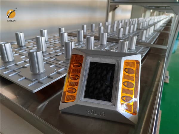 2022 Solar Road Stud For Parking Lot Manufacturer