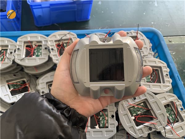 Amber Solar Road Stud For Bridge Supplier