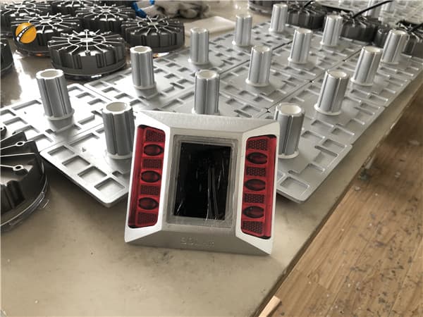 Amber Solar Road Stud For Pedestrian Manufacturer