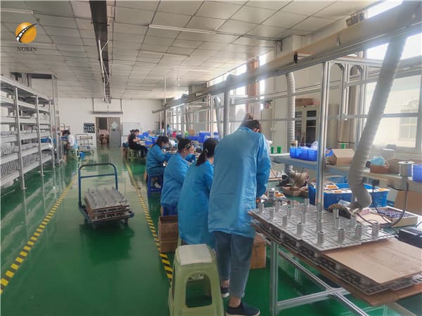 Blue Solar Road Stud For Walkway Manufacturer