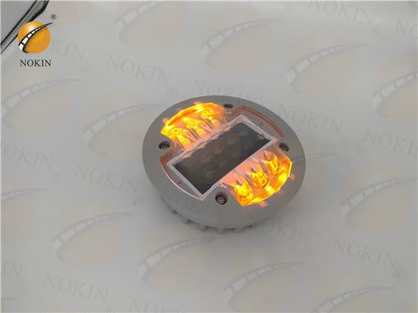 Bi-Directional Pavement Levelled Stud Color White