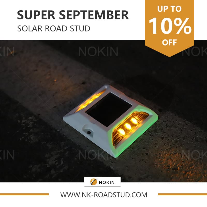Blinking Solar Stud For Road Safety