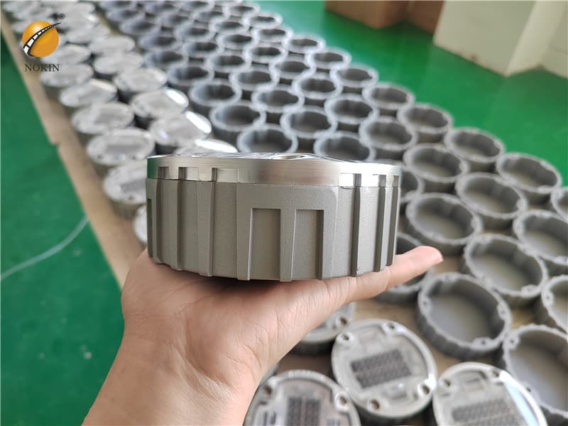 Bi-Directional Pavement Levelled Stud Flush Type