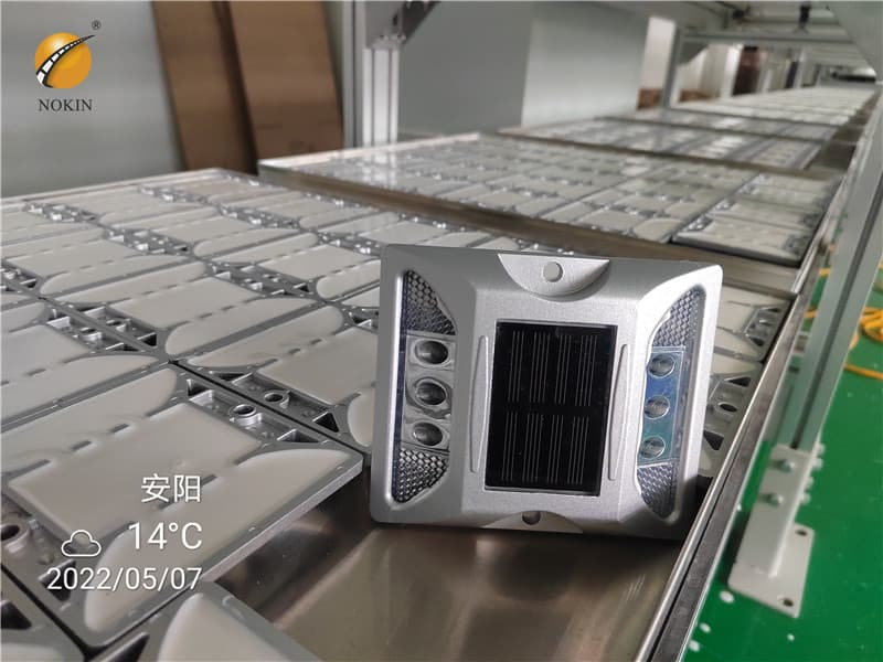 Motorway Solar Stud Wholesale