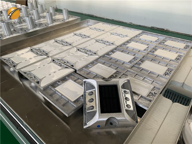 Motorway Solar Stud Wholesale