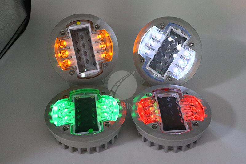 road stud for walkway Installation solar powered