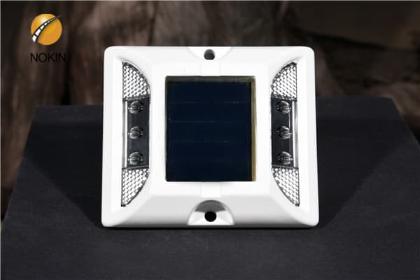 solar road stud for path safety light