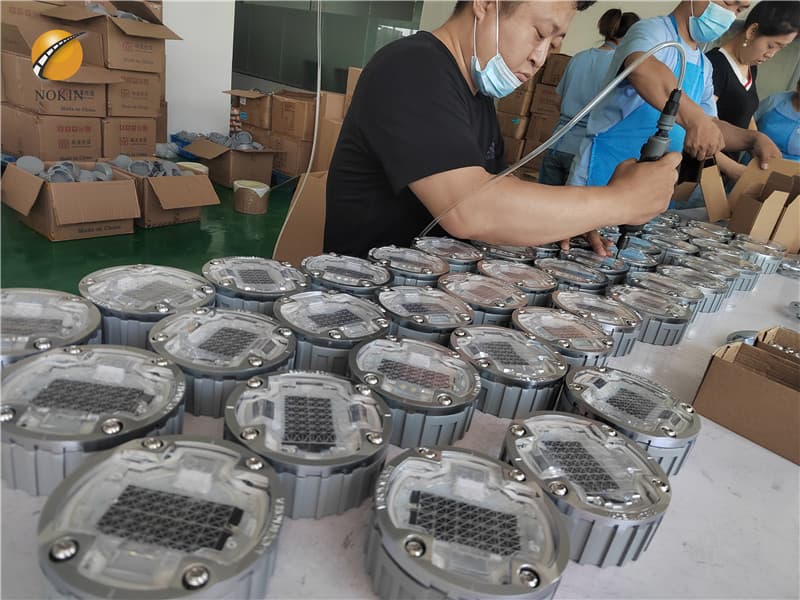 IL300 Solar Road Stud Philippines