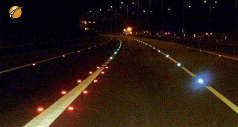 Round Solar Road Stud For Road Safety