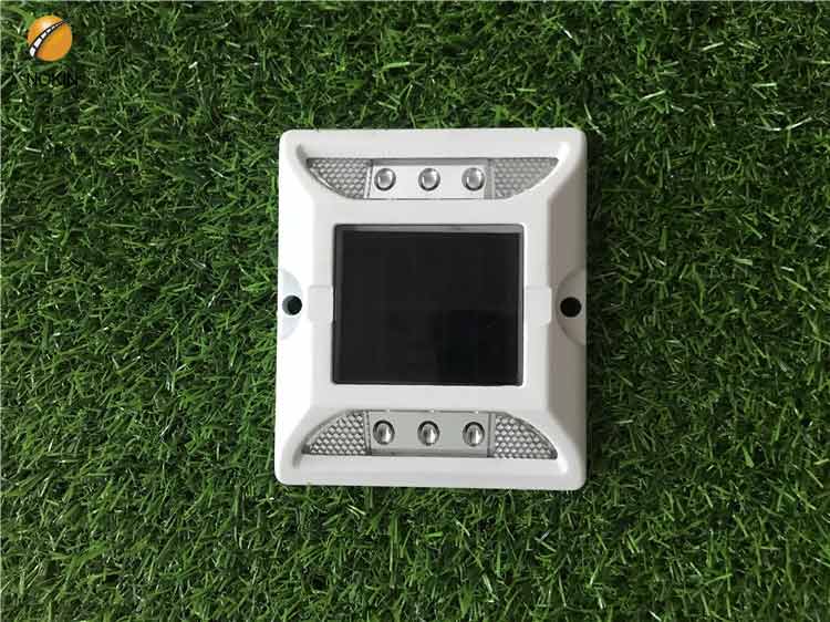 solar road marker for Pedestrian Crossing heavy duty reflector