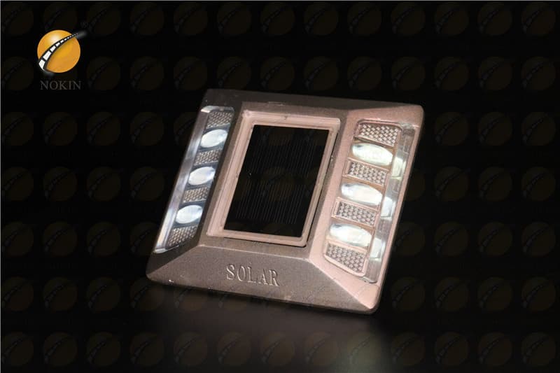 White Solar Road Stud For Road Safety