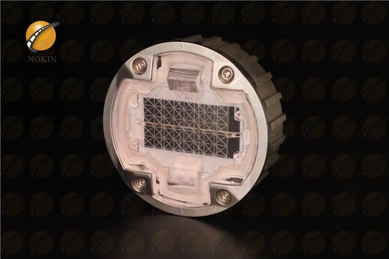 IL300 Solar Road Stud Color White