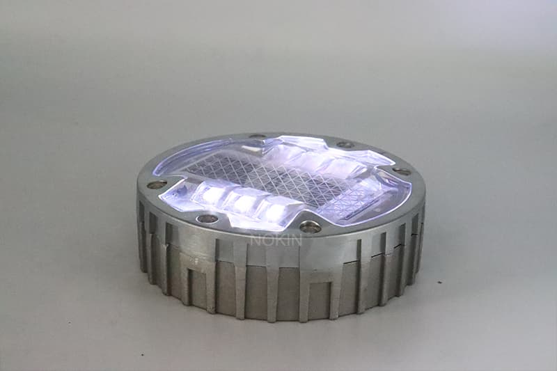 IP68 Solar reflective road stud for bridge