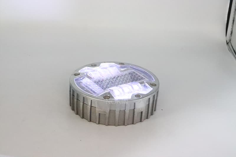 led cat eyes for path safety