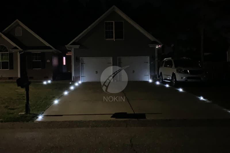 Ultra-thin reflective cat eye for crosswalk