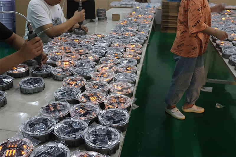 solar road stud for path Installation