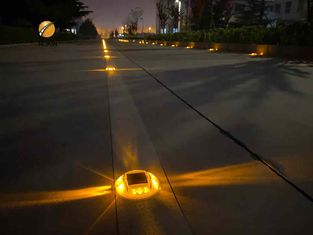 solar road stud for truck IP68 light