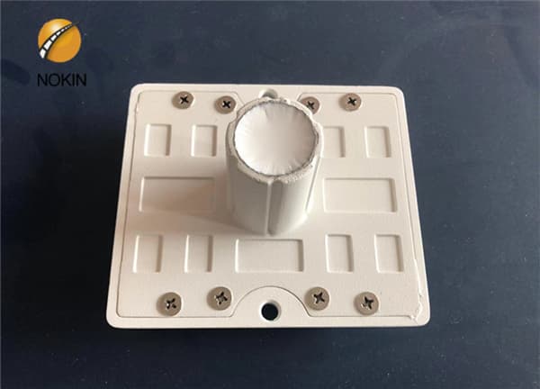 solar road stud roadside PC gps