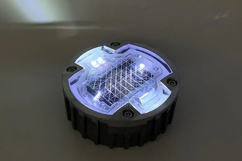 Buy High-quality Road Stud Light For Motorway