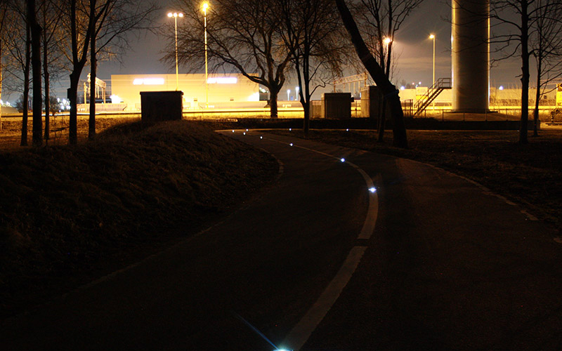 NOKIN LED Cat Eyes on Urban Road in Colombia