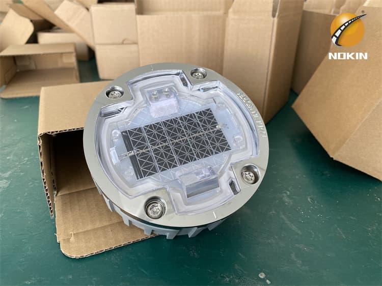 Round Solar Road Stud for Heavy Duty