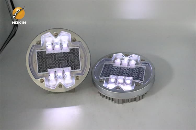 Solar Road Stud Can Be Used In Road Central