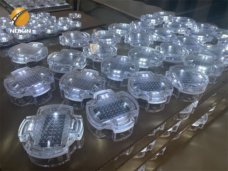 Wear Resistant Road Stud